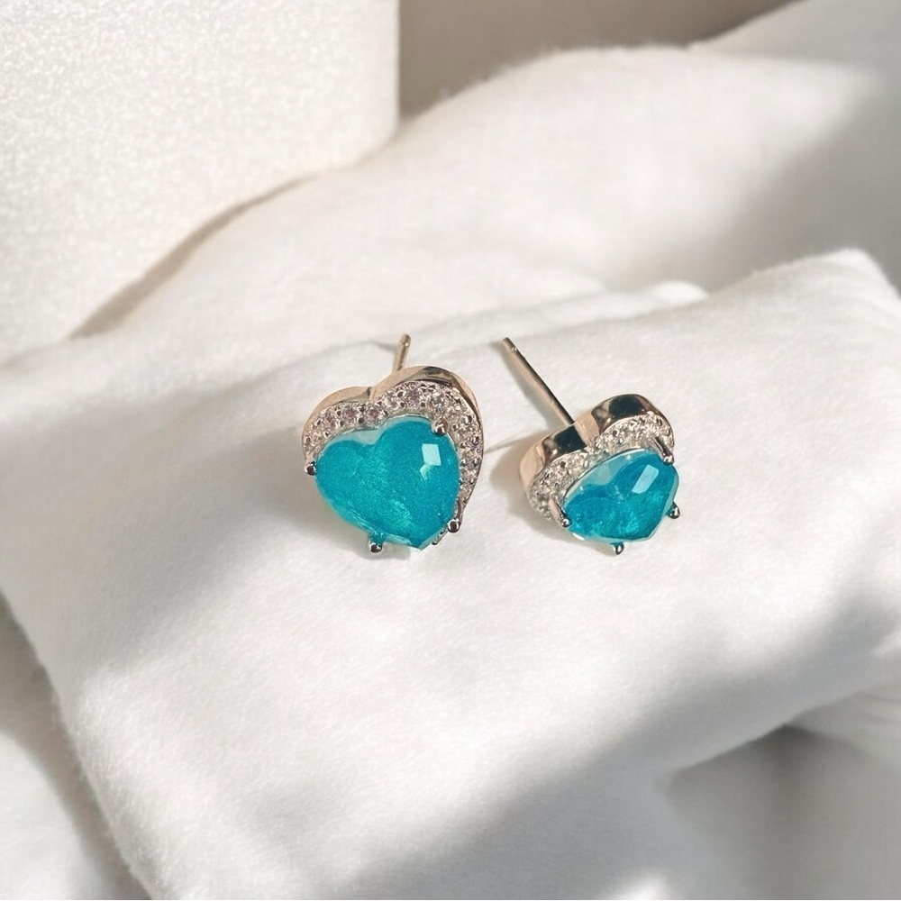 NEW 925 Sterling Silver Imitation Paraiba Tourmaline Heart Cut Stud Earrings